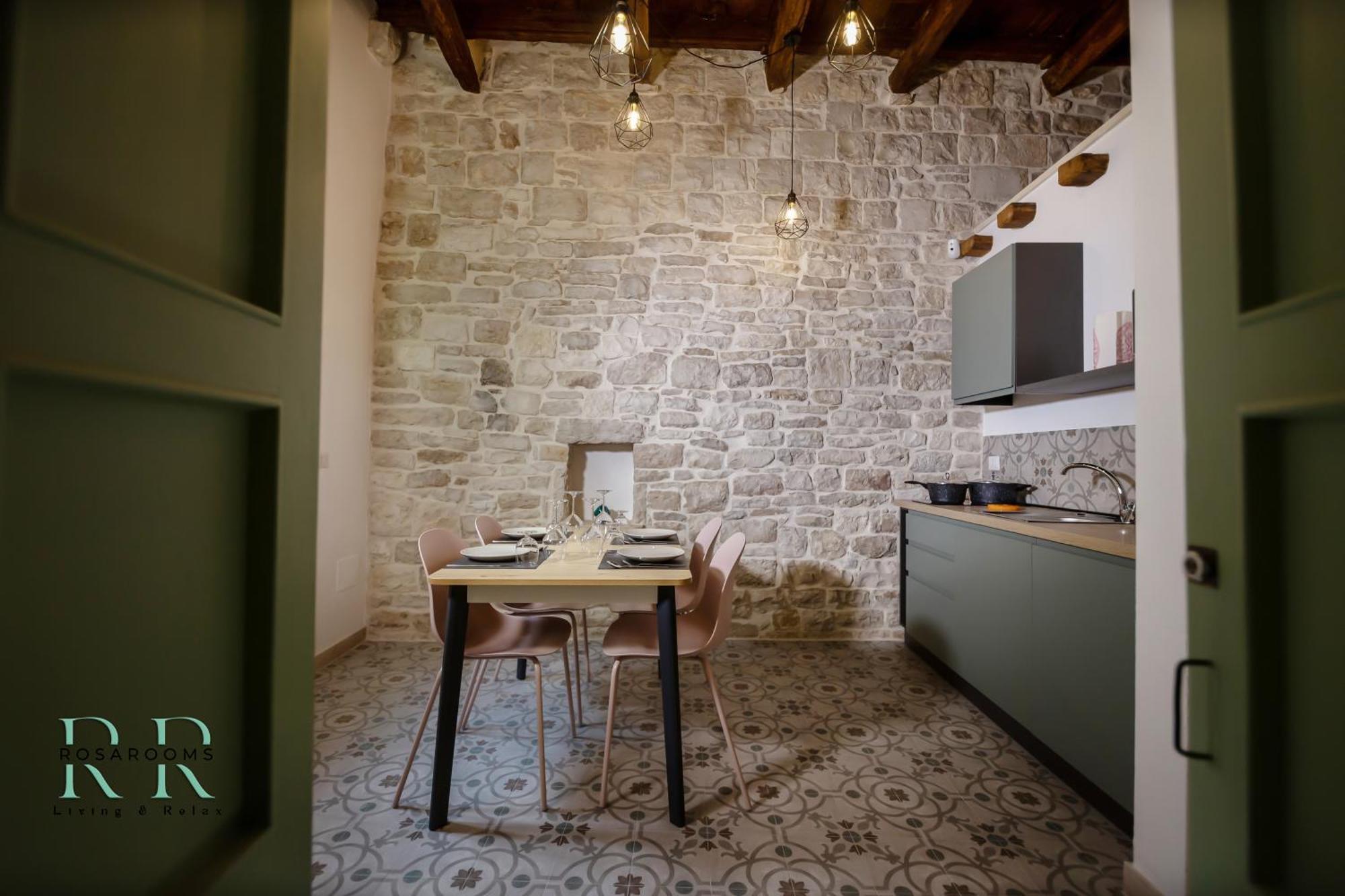 Rosa Rooms - Living & Relax - Family House Bisceglie Ngoại thất bức ảnh