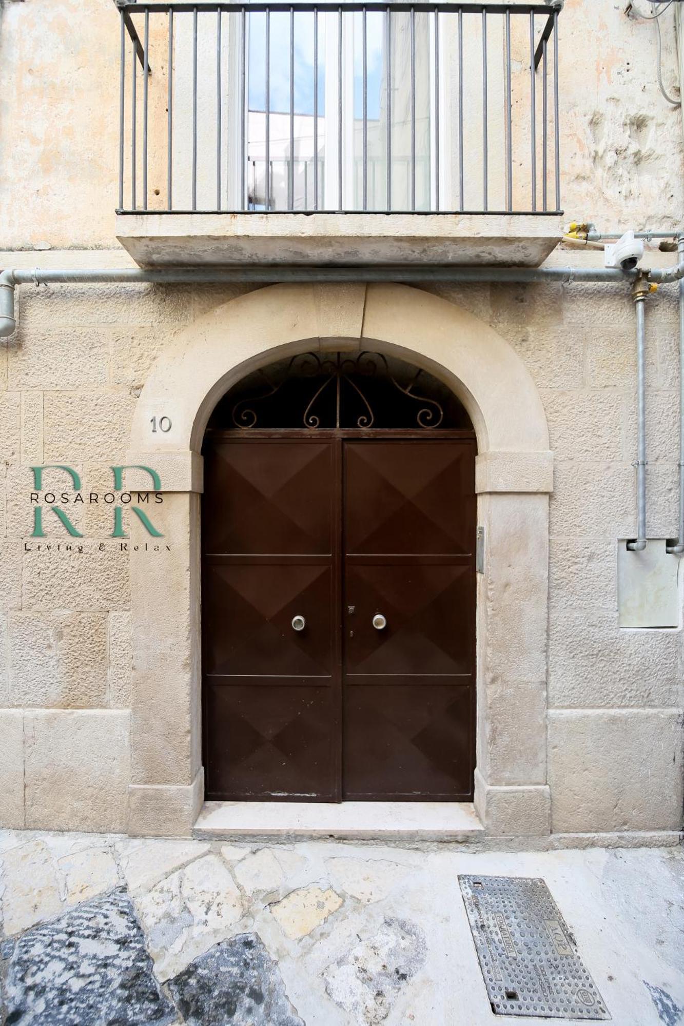 Rosa Rooms - Living & Relax - Family House Bisceglie Ngoại thất bức ảnh